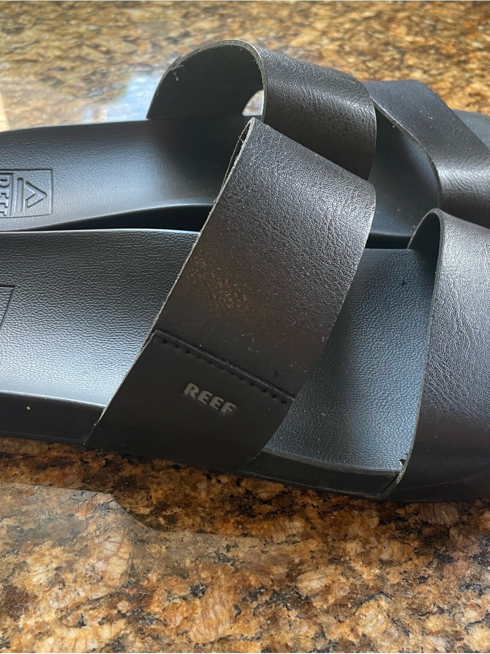 Reef Women’s Cushion Vista Arch Support Sandals - Picture 2 of 4